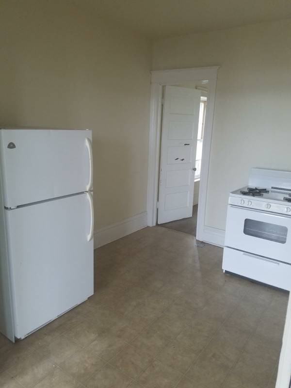 211 1/2 E Stephenson St #3 - Photo 7 of 7