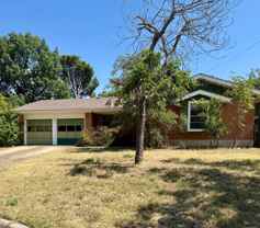 2711 Little John Ln - Photo 1 of 1