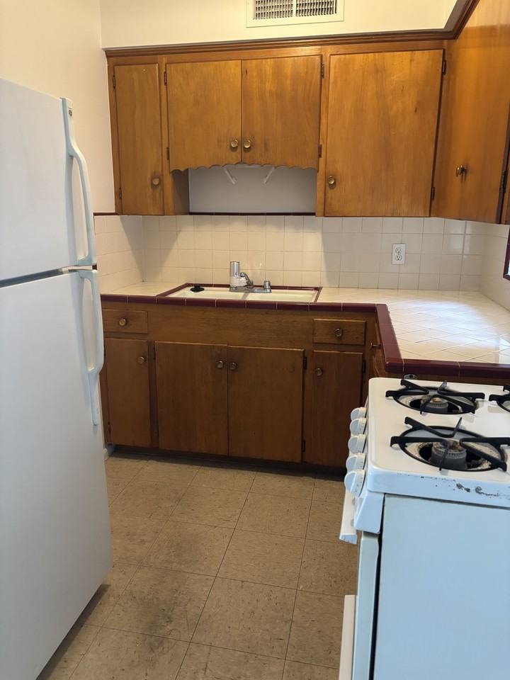 2618 E Turney Ave #5 - Photo 5 of 13