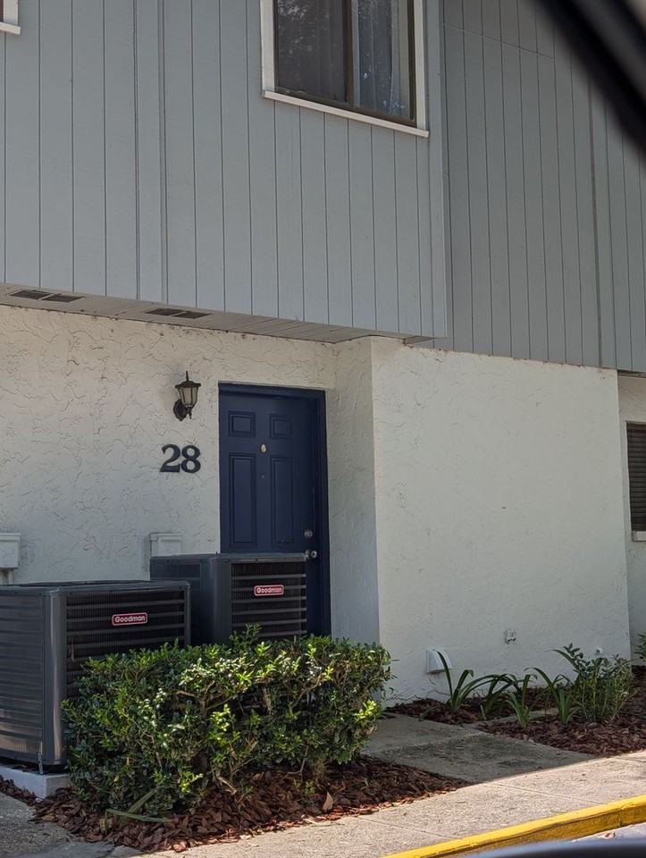 3600 Sw 19th Ave Apt 28c #28C