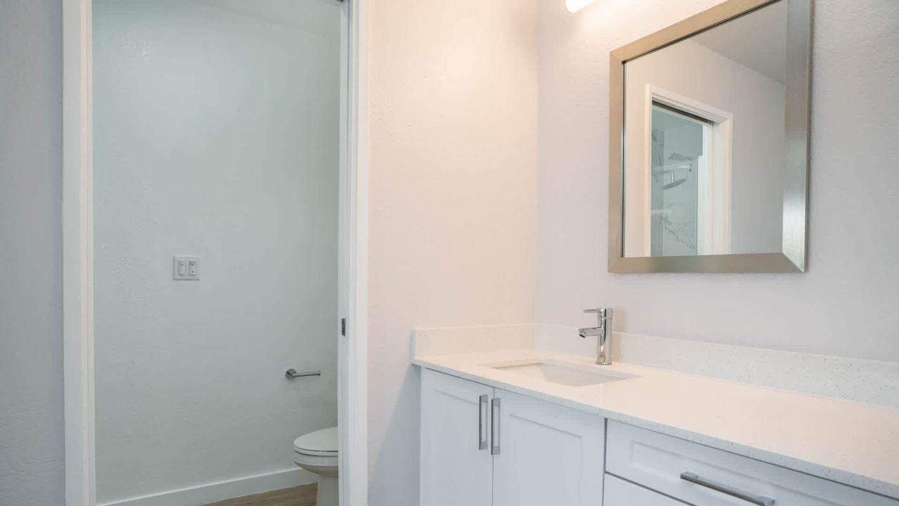 Vista Del Lago - Photo 5 of 50