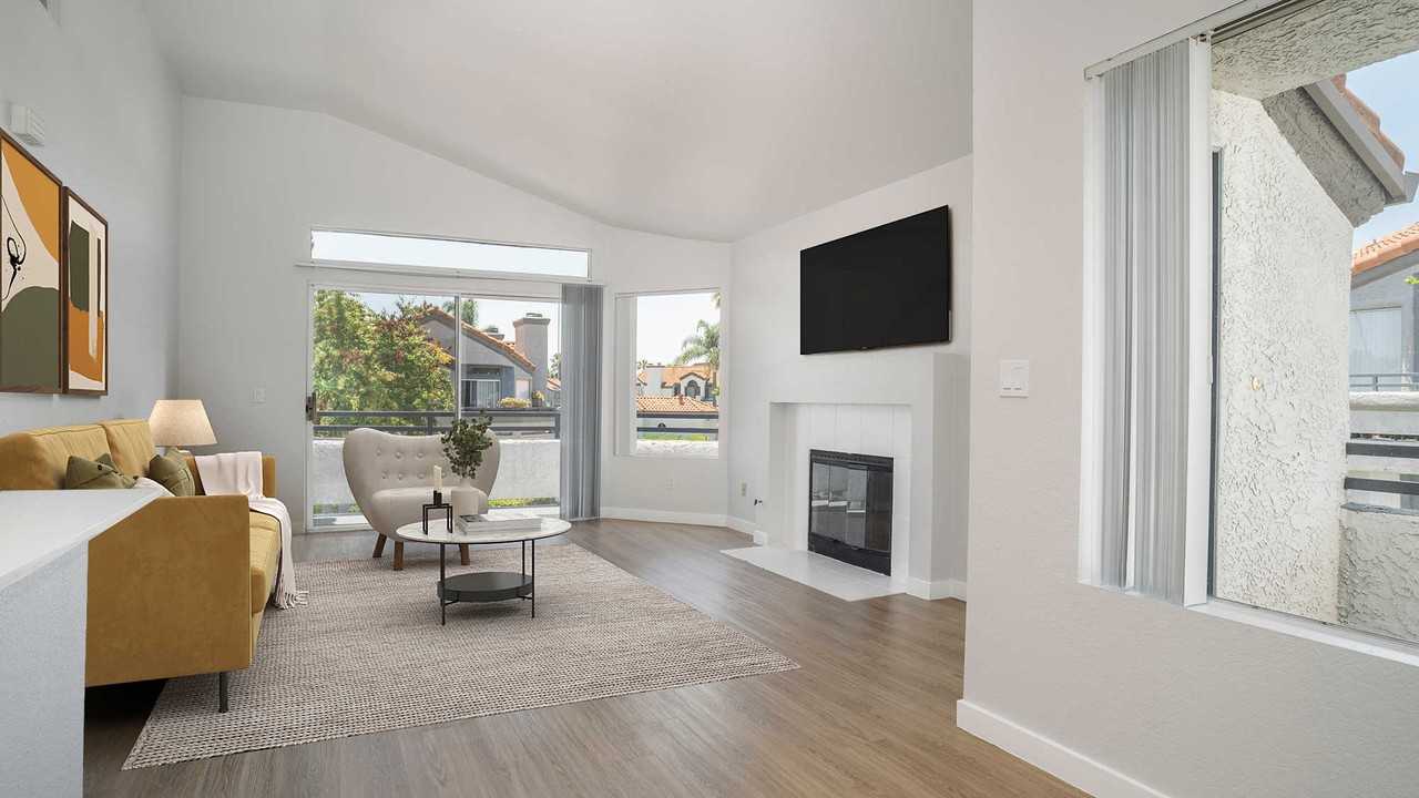 Vista Del Lago - Photo 5 of 50