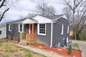 featured image of 820 Patricia Dr