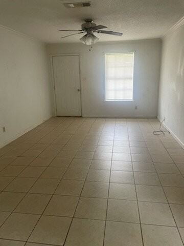 4855 West St Apt 1 - Photo 2 of 6