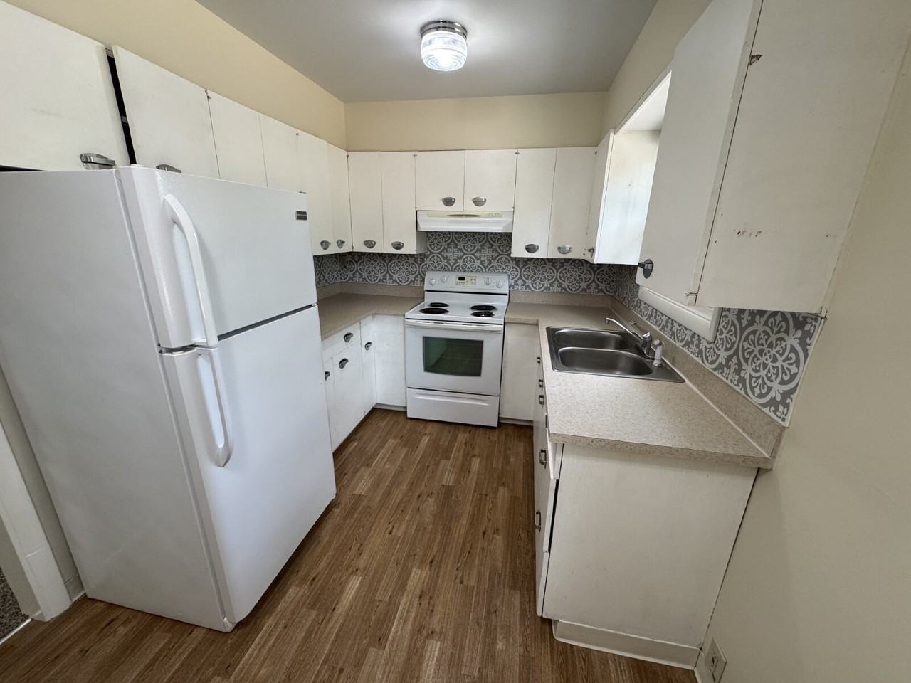 16947 Se Mill St - Photo 4 of 11