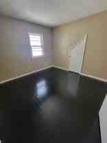 81 Newcomb St #UP - Photo 1 of 1