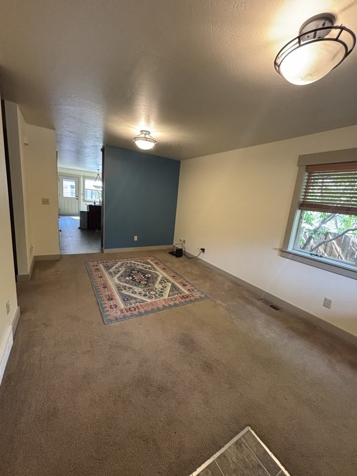 677 Speedway Ave - Photo 2 of 16