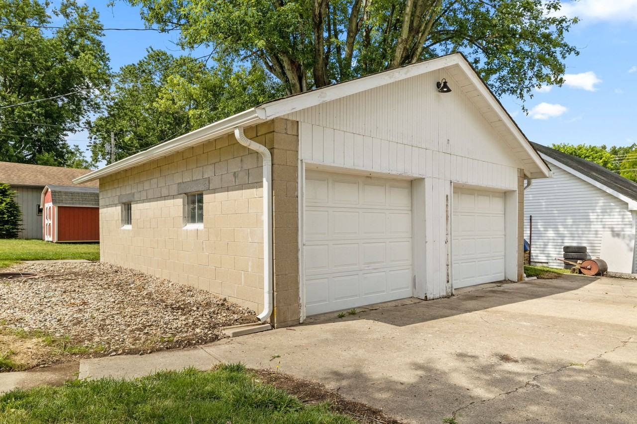 3934 West Roadnorth - Photo 2 of 34