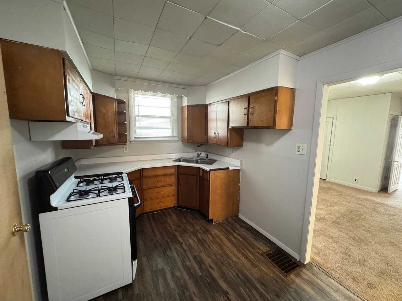 Jodi Rentals - Photo 6 of 17