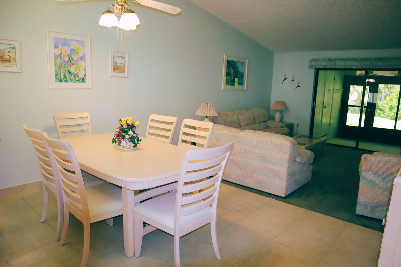 1389 Pine Ridge Cir E #D8 - Photo 6 of 19