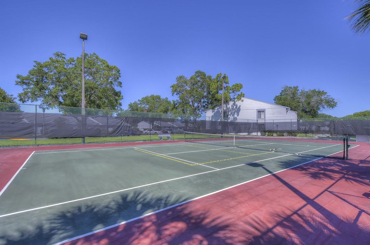 1389 Pine Ridge Cir E #D8 - Photo 2 of 19