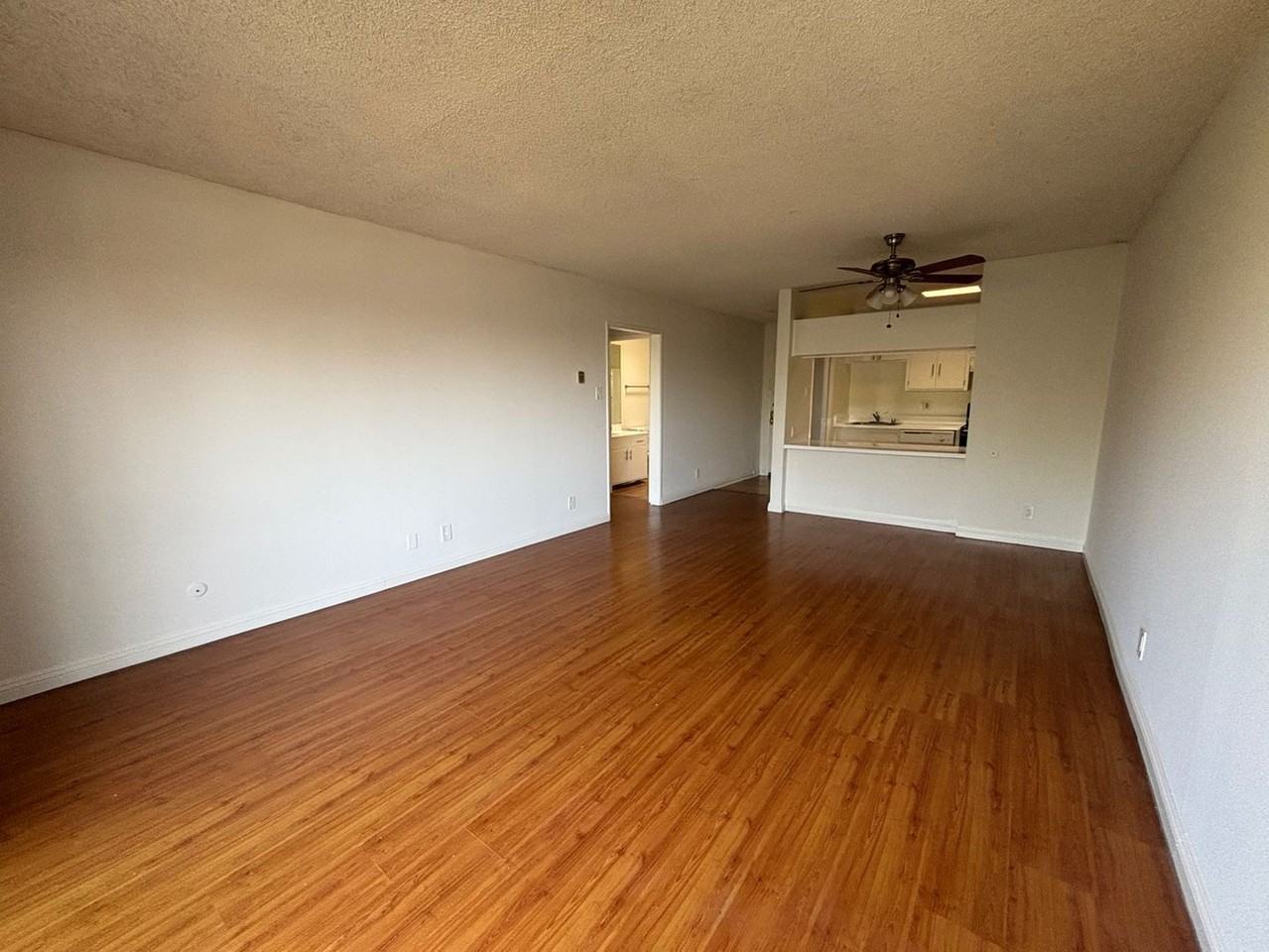 124 N. OXFORD AVE. - Photo 5 of 13