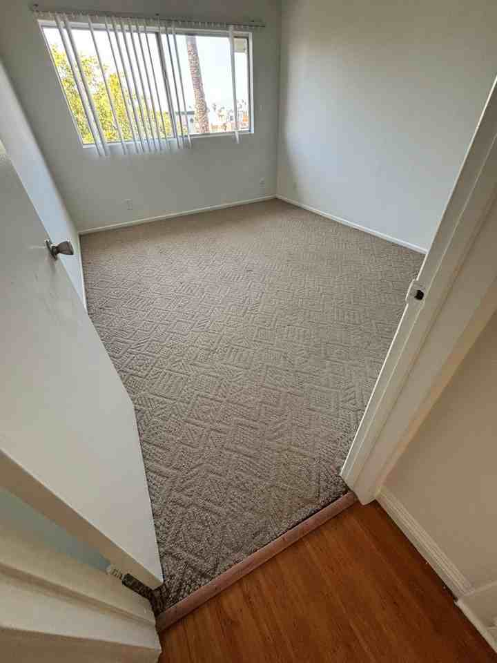 124 N. OXFORD AVE. - Photo 7 of 13