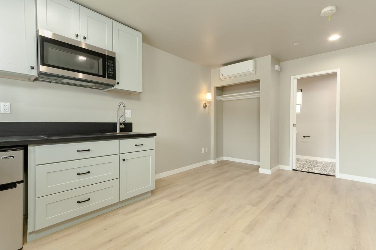 Biltmore La Jolla - Photo 2 of 26