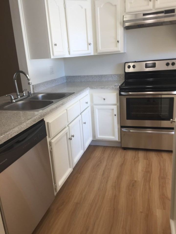 Catalina Isle - Photo 2 of 50