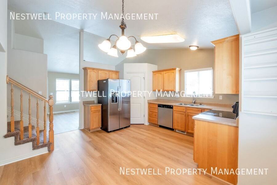 3508 W Newland Loop - Photo 2 of 20