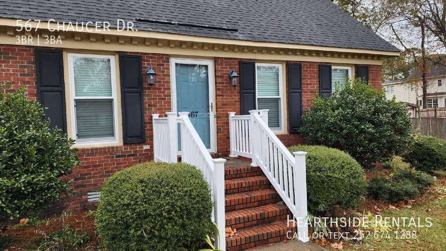 567 Chaucer Drive - Photo 2 of 44