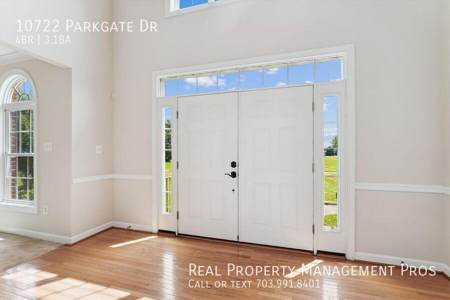 10722 Parkgate Dr - Photo 2 of 50