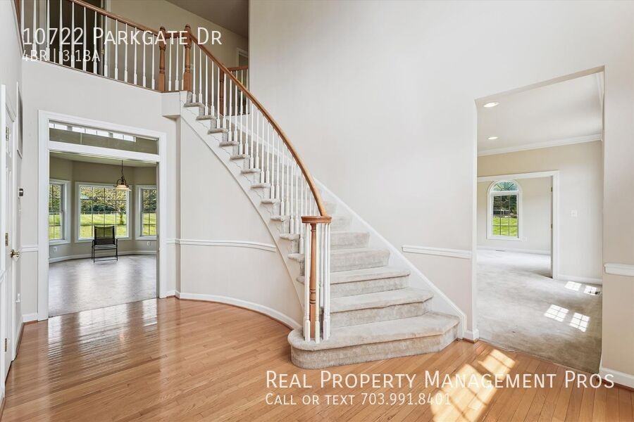 10722 Parkgate Dr - Photo 3 of 50