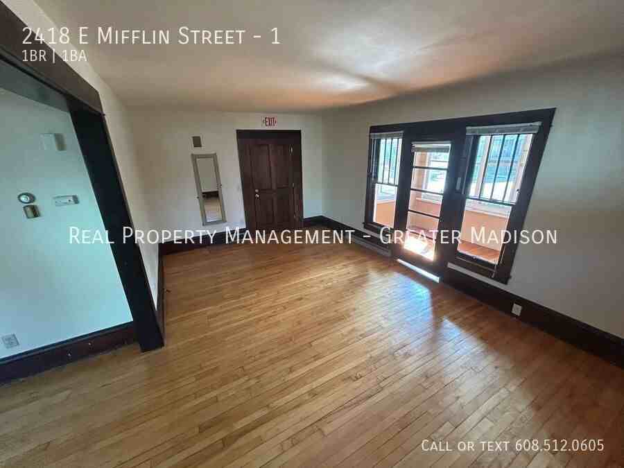 2418 E Mifflin St #1 - Photo 3 of 12