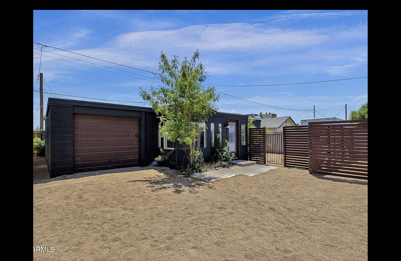 2107 W Wilshire Dr #C - Photo 2 of 27