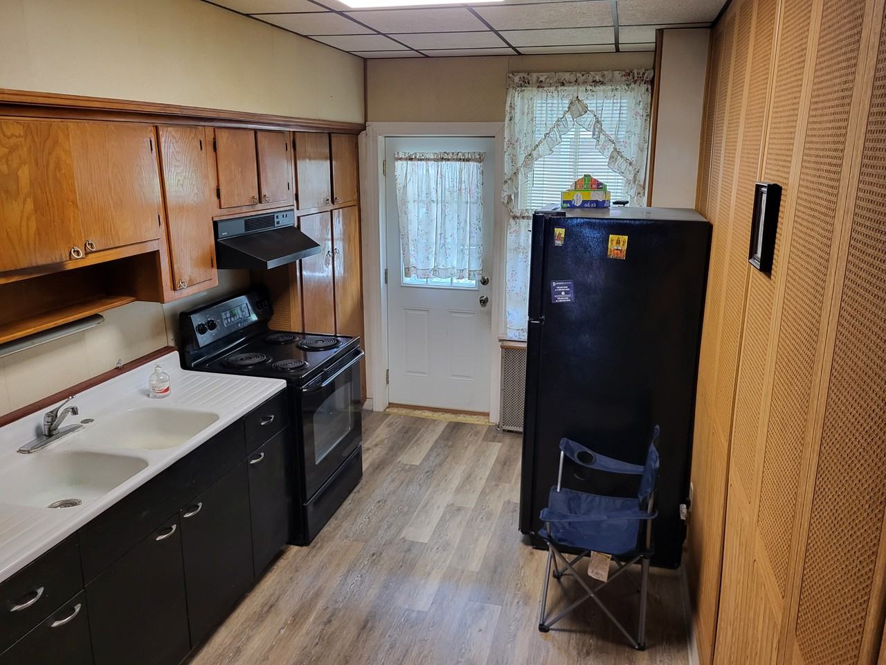 1218 E Centre St #NA - Photo 3 of 17