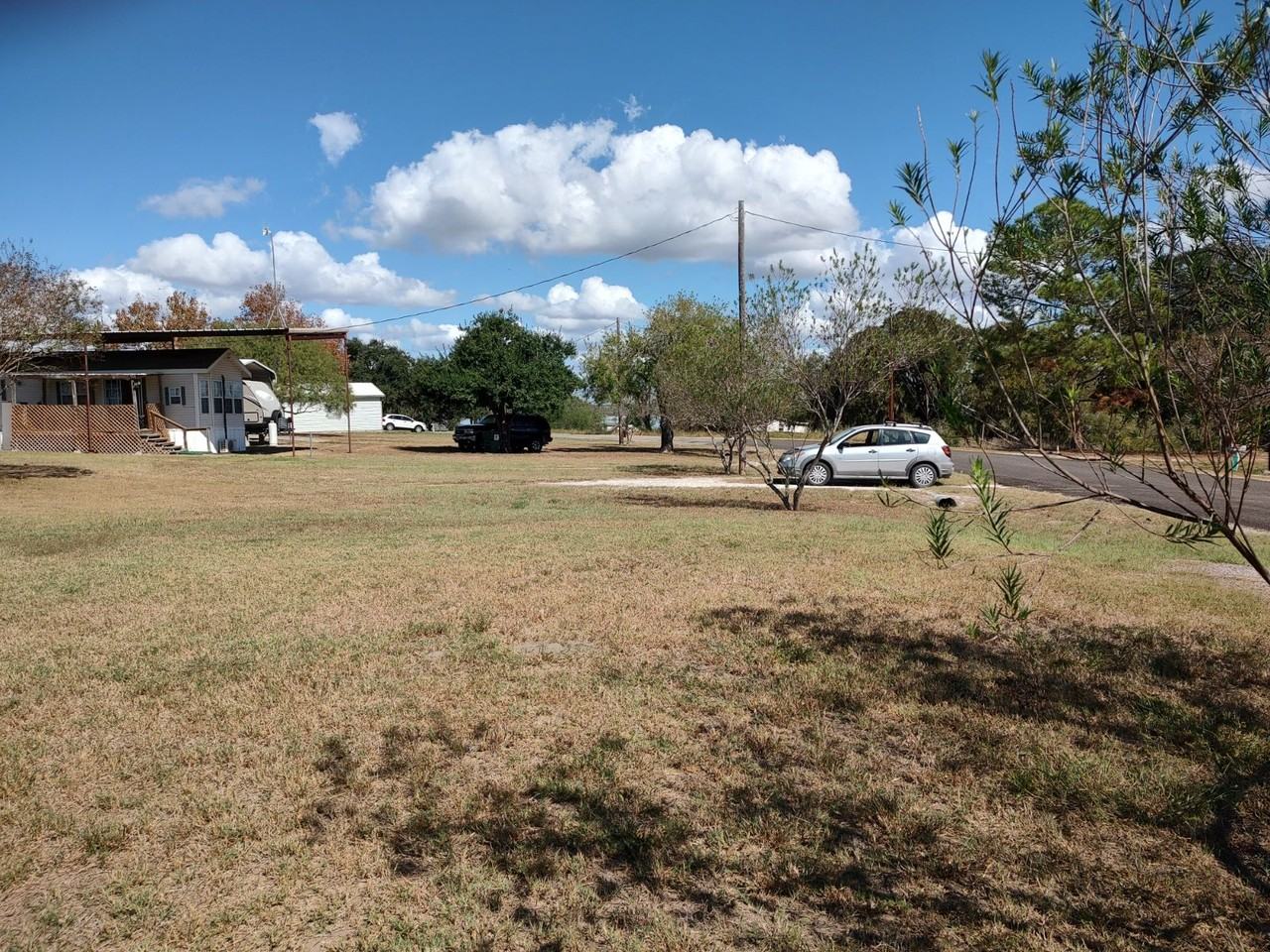 533 S Vista Dr - Photo 3 of 11