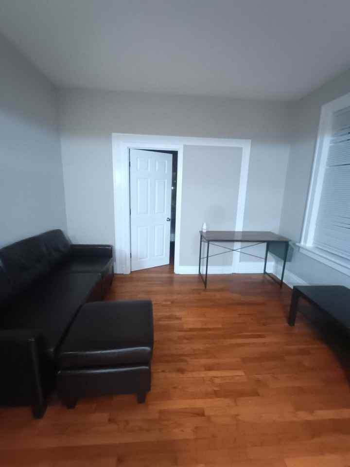 908 Eastgate Ave #1N - Photo 2 of 26