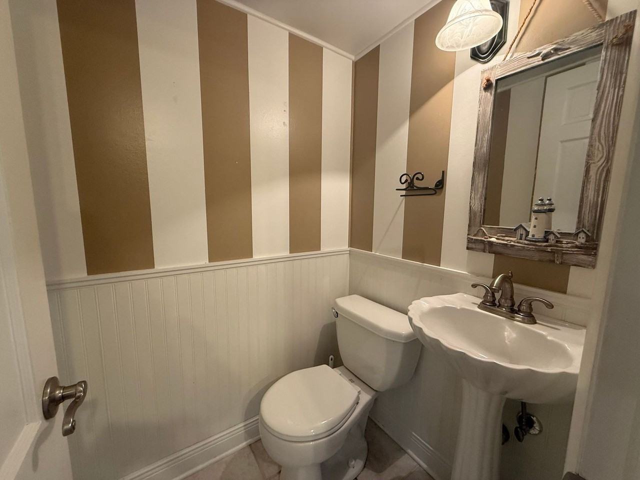 905 Poinciana Dr - Photo 6 of 42