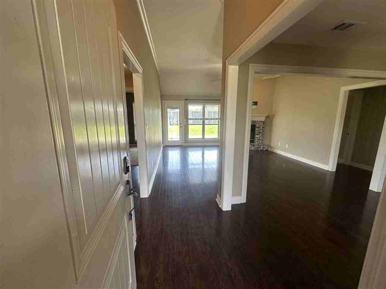 11635 Three Chimneys Dr - Photo 2 of 21