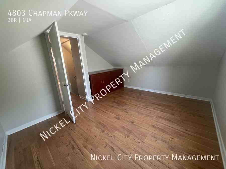 4803 Chapman Pkwy - Photo 3 of 12