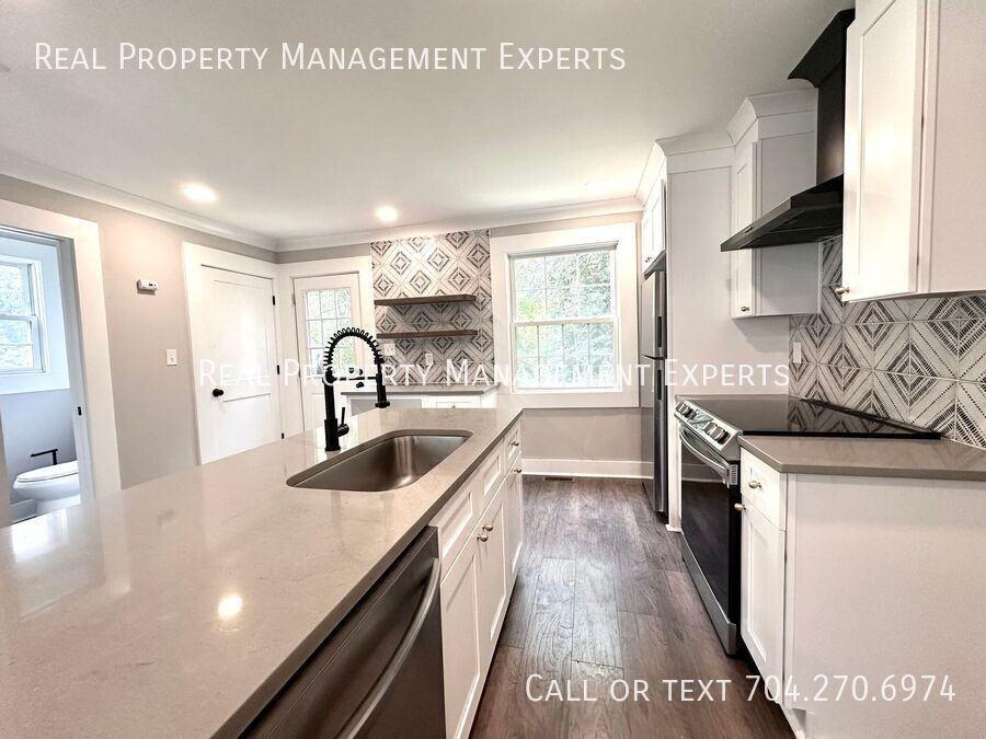 228 Keswick Ave - Photo 3 of 18