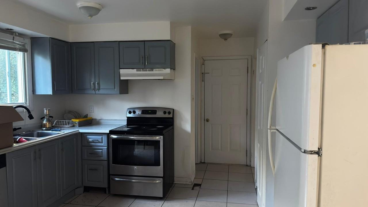 32 Elvira Crescent - Photo 6 of 21