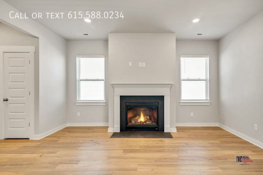 156 Harvest Point Blvd - Photo 7 of 36