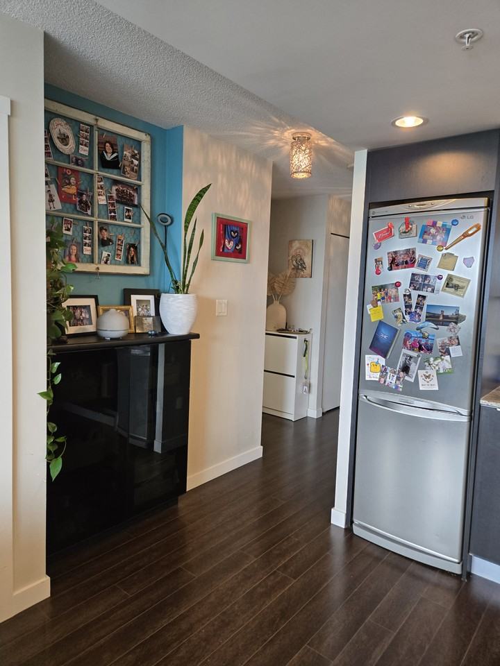 455 West 2nd Avenue #1106 - Photo 3 of 16