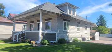 featured image of 351 N Main St