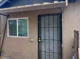 featured image of 1217 W Wabash St #3