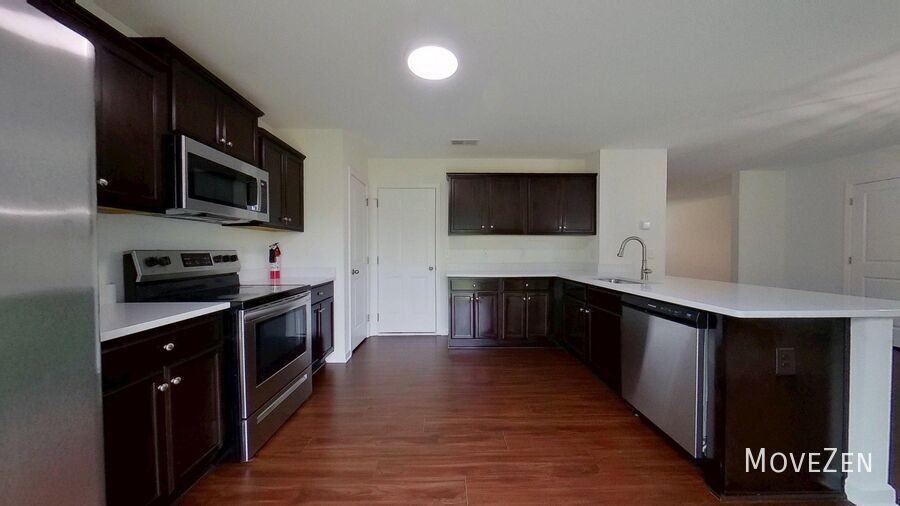 1031 Solstice St - Photo 3 of 50