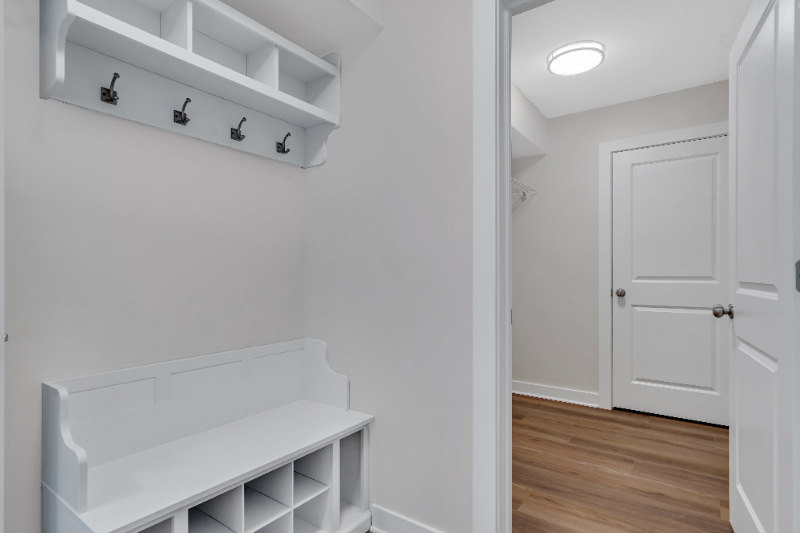 901 Covey Ln - Photo 4 of 12