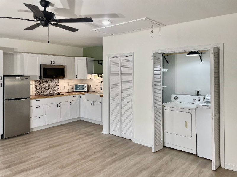 224 Yorkshire Ln - Photo 2 of 15