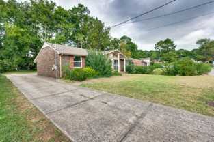 5409 Country Dr - Photo 1 of 1