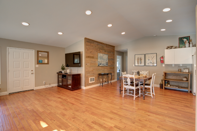 2498 Fowler Rd - Photo 3 of 17