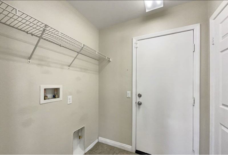 5819 W Avenue #K4 - Photo 2 of 10