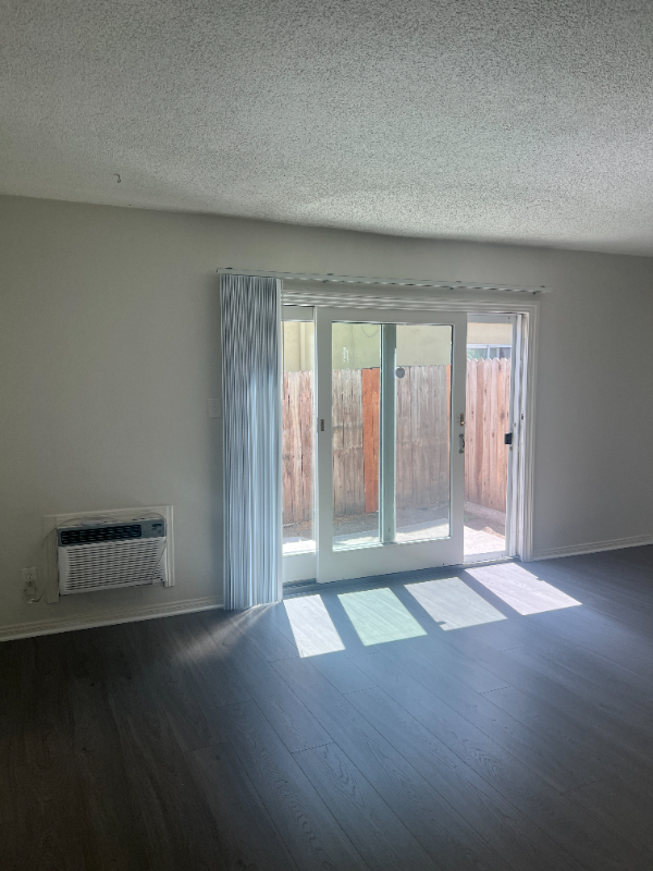 1827 W Glencrest Ave #B - Photo 3 of 12