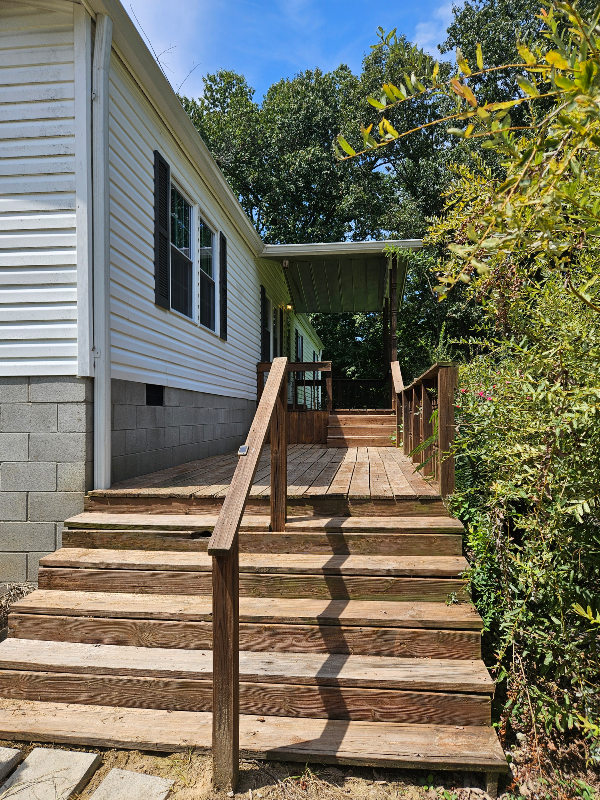 510 Starwood Dr - Photo 4 of 16