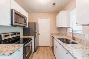 613 Hilltop Dr - Photo 1 of 1