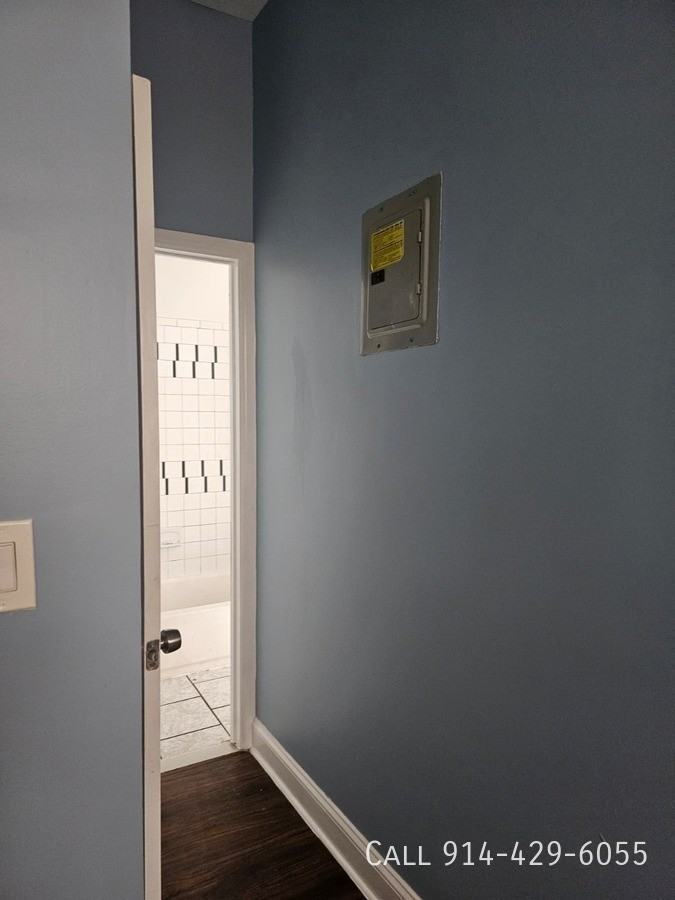 143 Stanley Ave - Photo 3 of 8