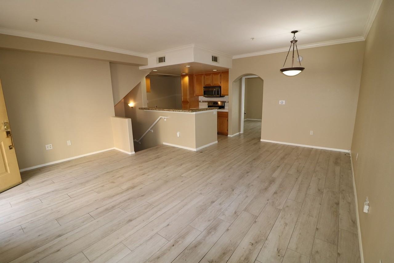5210 Premiere Hills Cir #119 - Photo 4 of 21