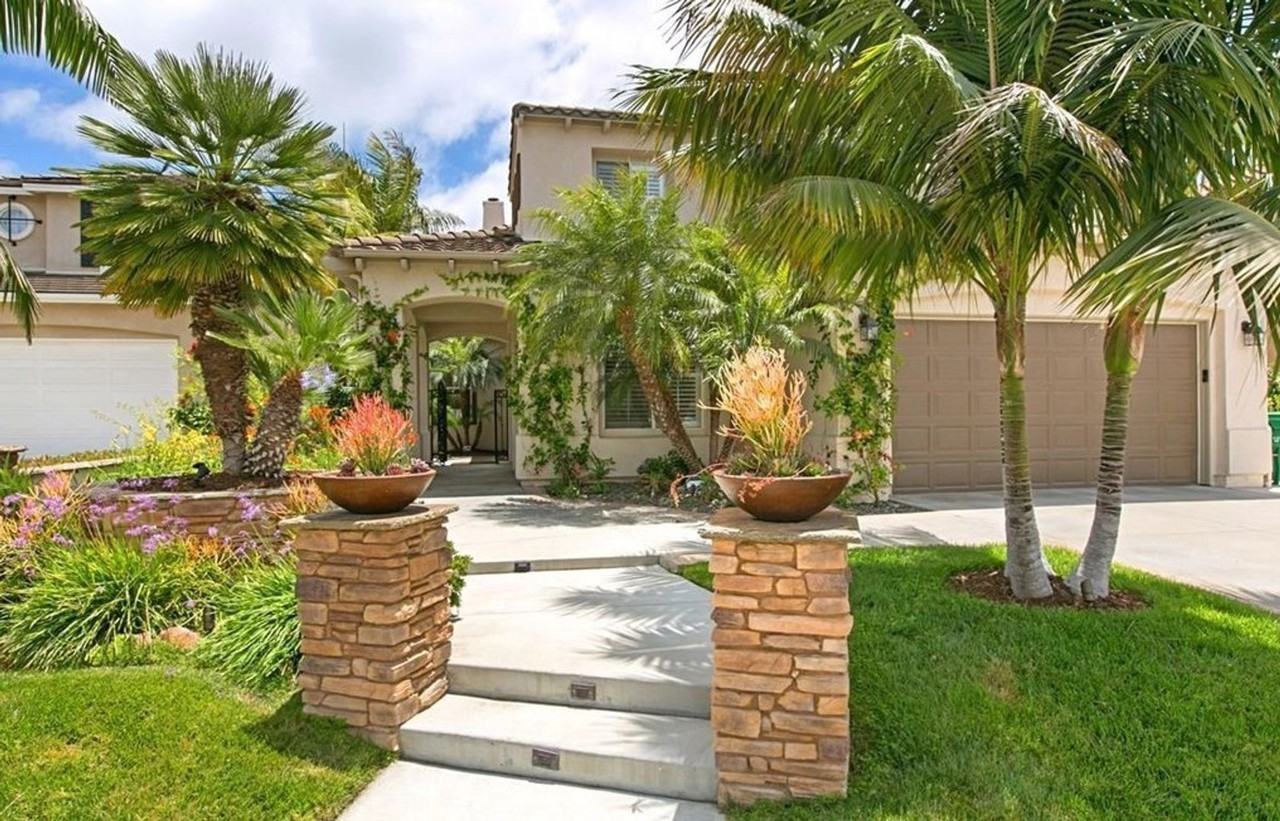 2941 Avenida Castana - Photo 2 of 29