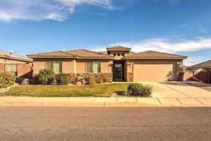 featured image of 986 Camel Springs Dr